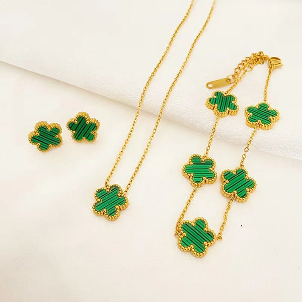 2024  Deluxe Cinquefoil Flower Pendant Necklace Earrings Bracelet Ladies Gift New Wave Stainless Steel Jewellery Set