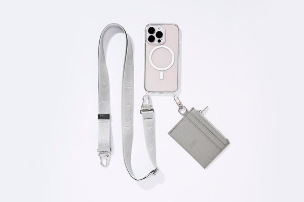 Clear Case With Eyelets and White MagSafe